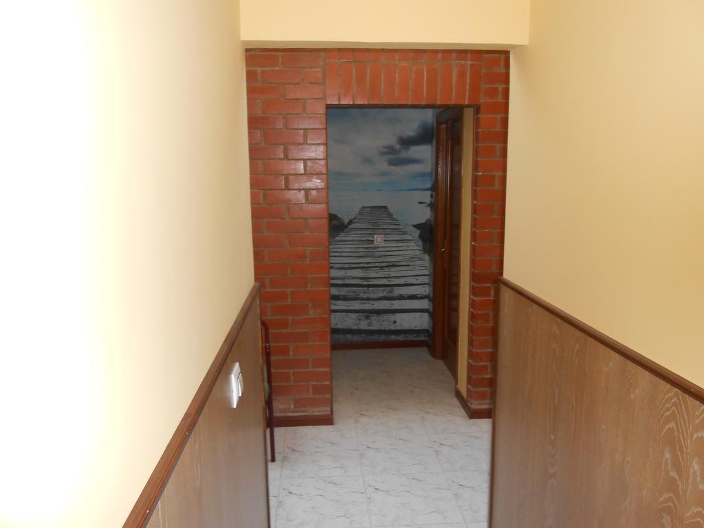 Hostal Restaurante El Abuelo Trobajo Del Camino Kültér fotó